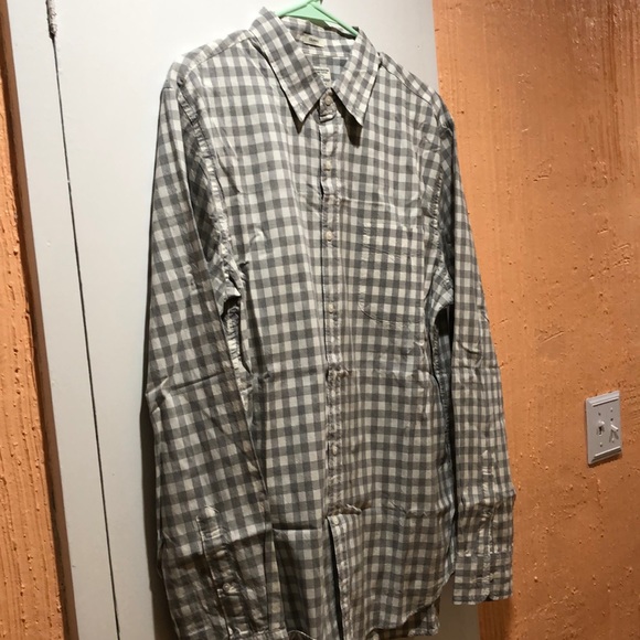 100% organic cotton button up
